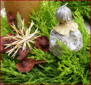 adventskranz-helles-gruen-detail
